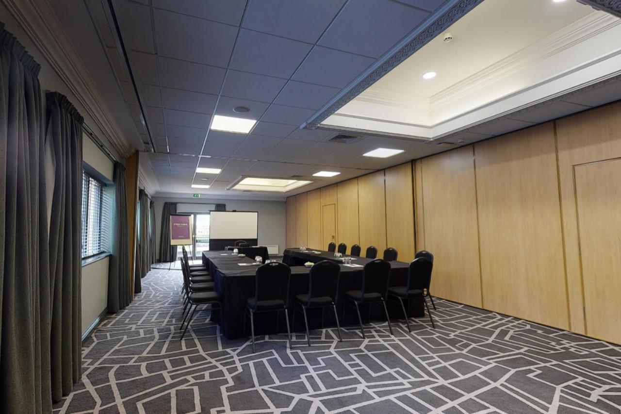 Village Hotel Newcastle Holystone  Zewnętrze zdjęcie