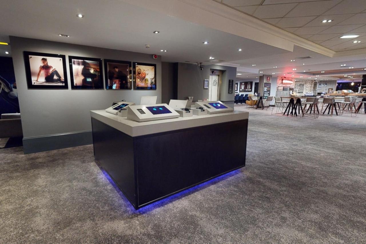 Village Hotel Newcastle Holystone  Zewnętrze zdjęcie