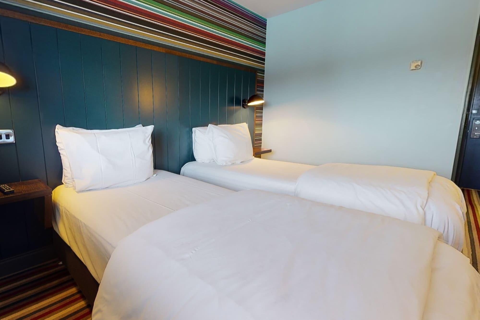 Village Hotel Newcastle Holystone  Zewnętrze zdjęcie